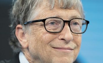 انتقاد بیل گیتس از شبکههای اجتماعی به دلیل دامن زدن به نشر اخبار غلط در مورد کرونا