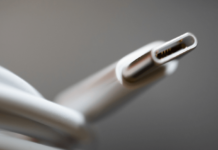 آیفون با پورت USB-C. به نظر میرسد ممکن است روزی اپل موافقت کند. USB-C